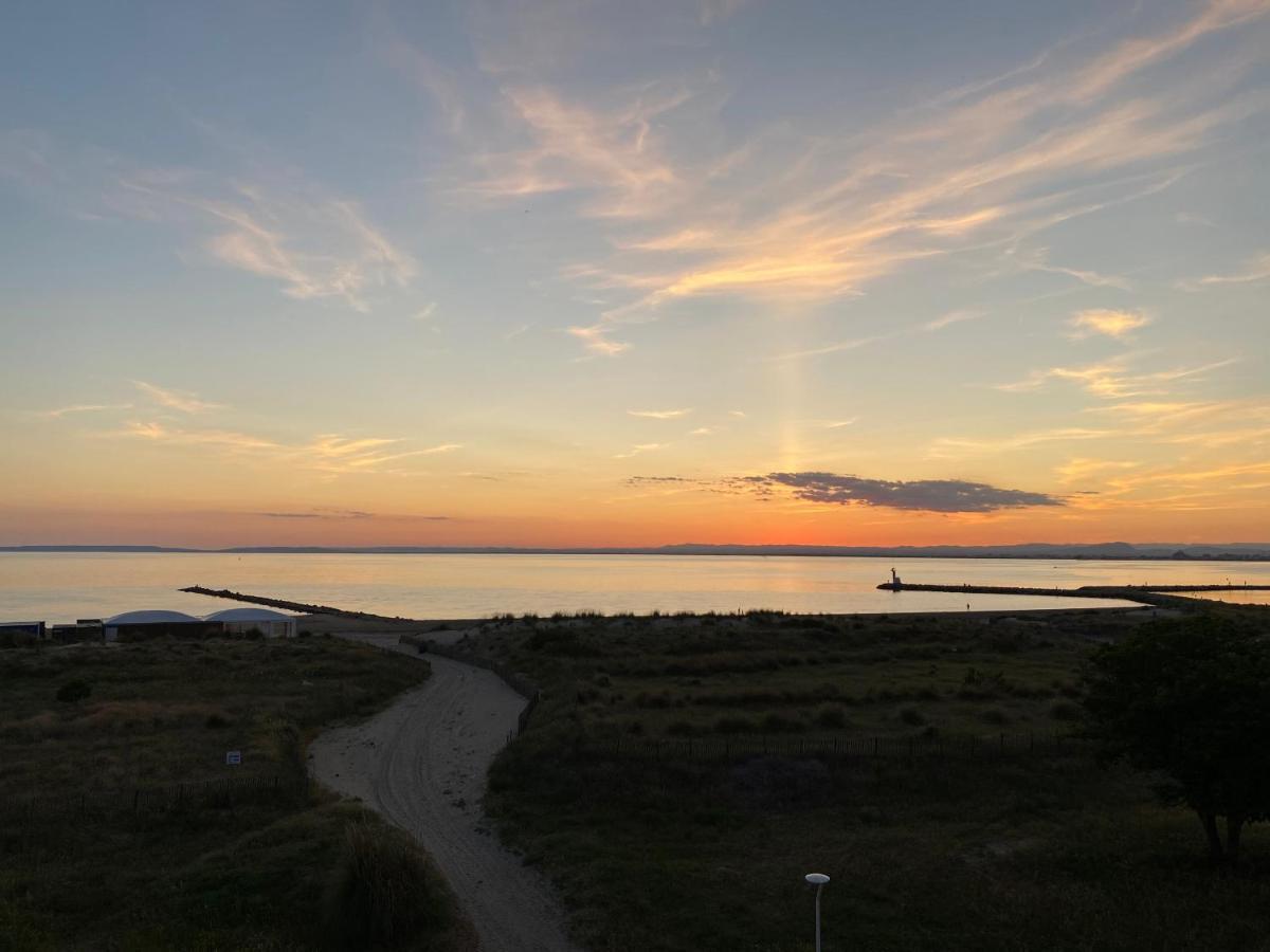 Studio Front De Mer Avec Vue Mer Panoramique ! Le Grau-du-Roi Eksteriør billede